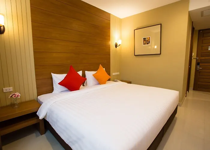فندق S Hotel, Navamin