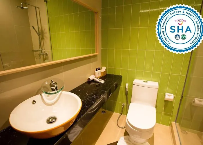 Hotel S Hotel, Navamin