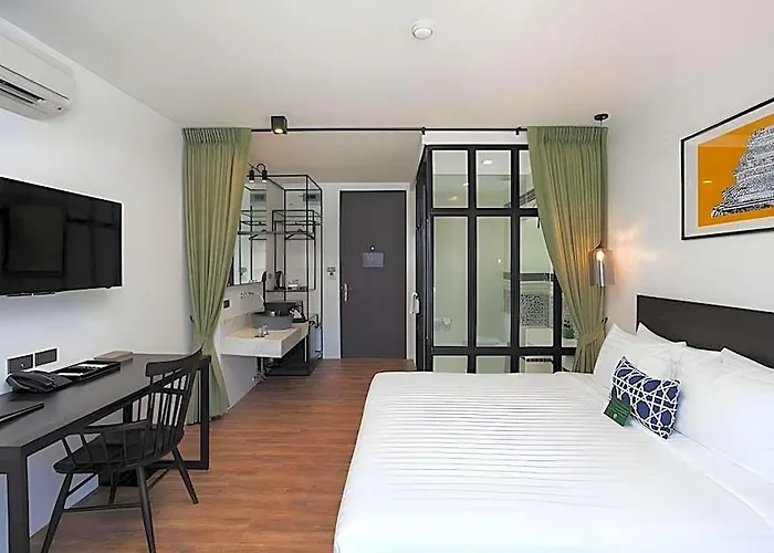 S Hotel, Navamin Hotel 4*