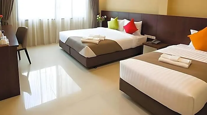 S Hotel, Navamin